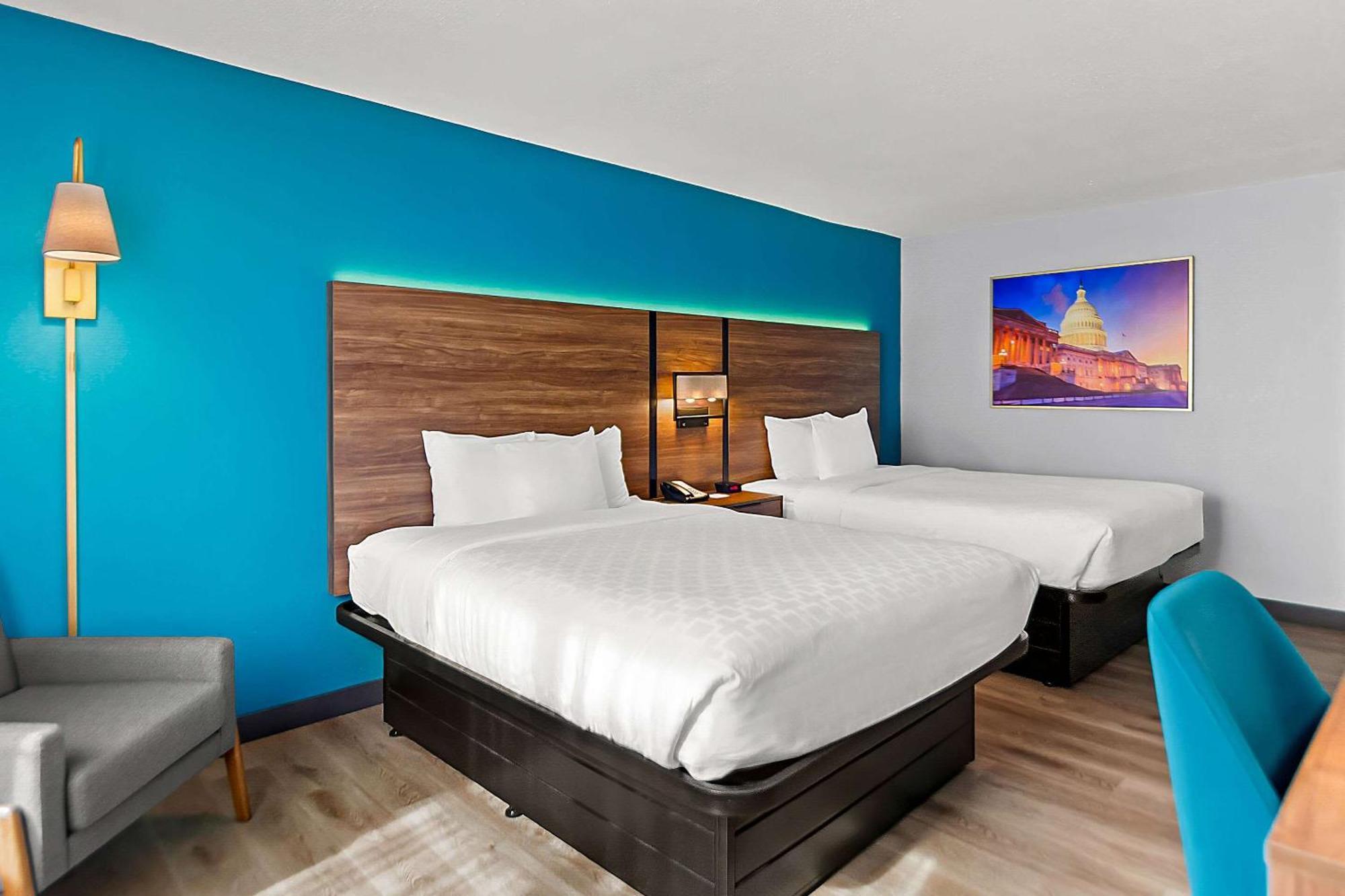 Clarion Inn Falls Church-Arlington Екстериор снимка