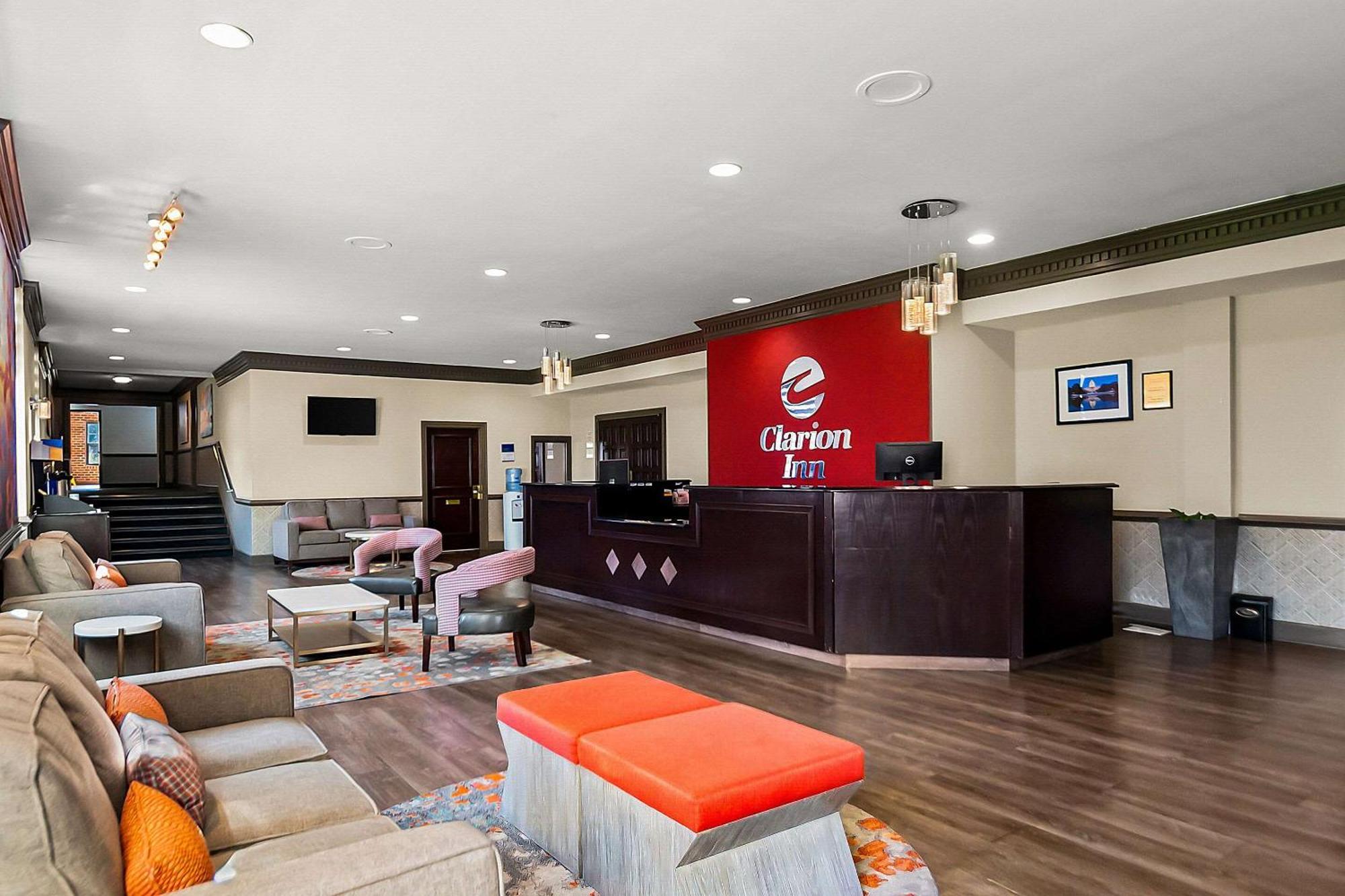 Clarion Inn Falls Church-Arlington Екстериор снимка
