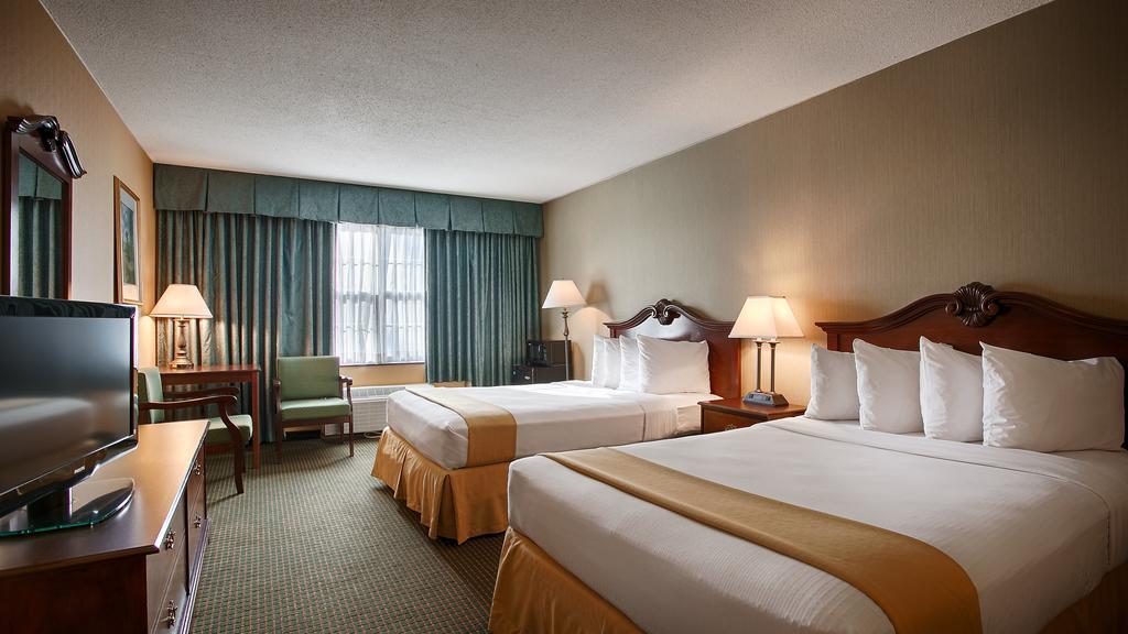 Clarion Inn Falls Church-Arlington Екстериор снимка