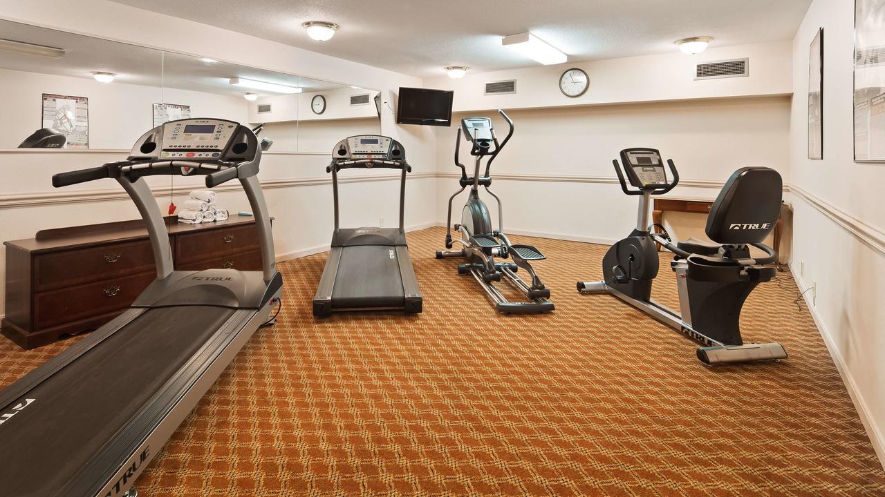 Clarion Inn Falls Church-Arlington Екстериор снимка