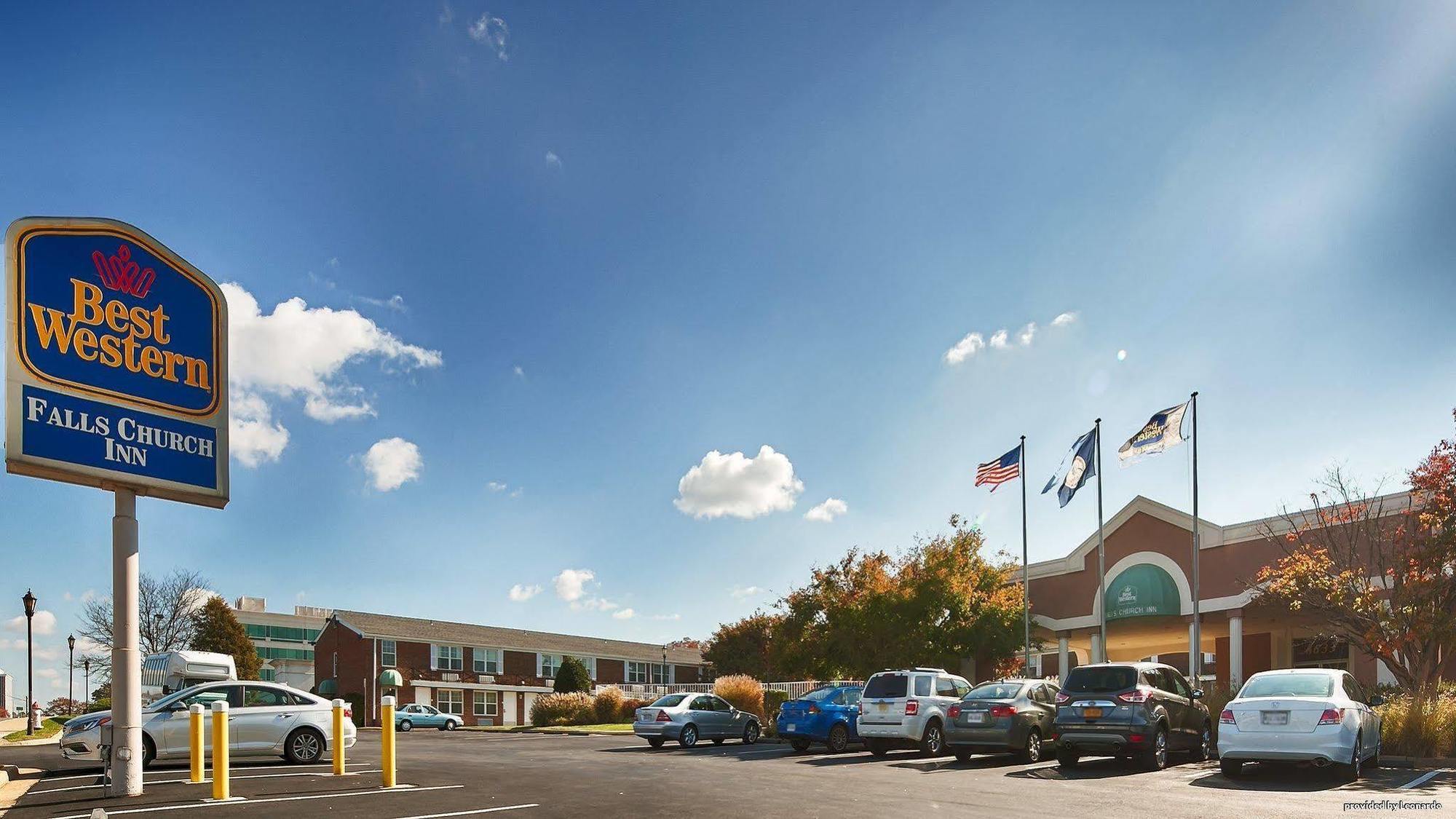 Clarion Inn Falls Church-Arlington Екстериор снимка